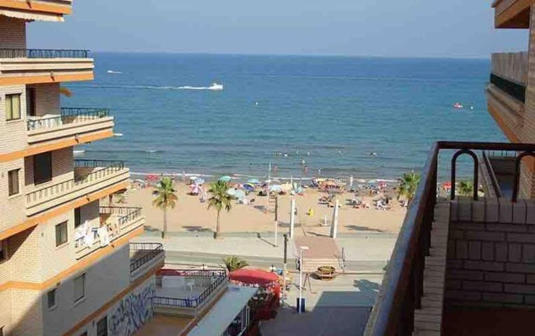 Apartamento Oropesa Del Mar En Primera Linea De Playa Bagian luar foto